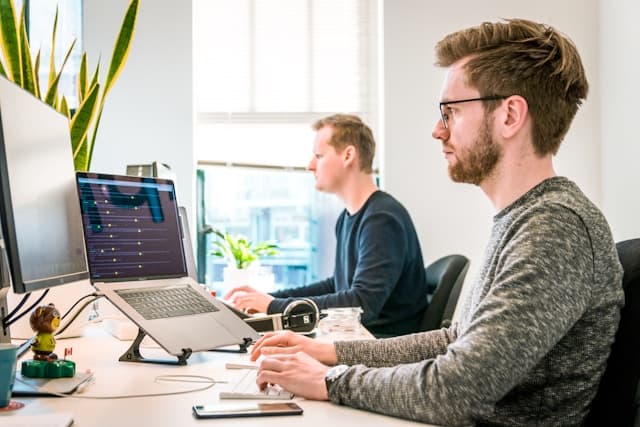Scale Your Team with Top Remote React Developers